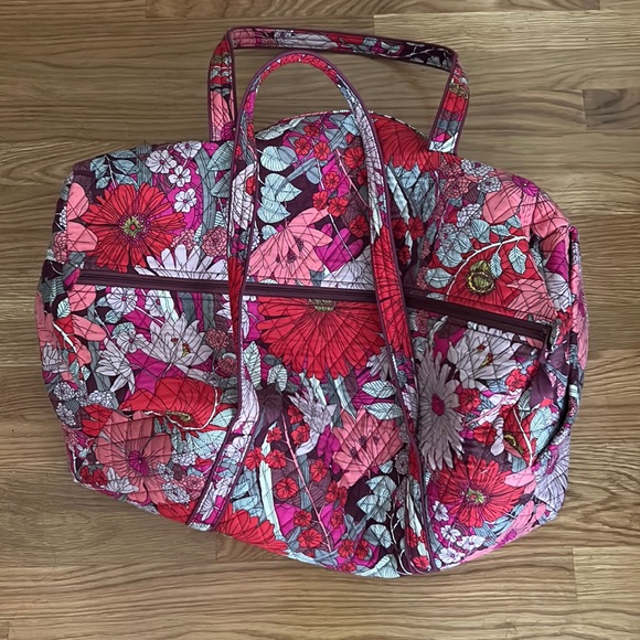 Vera Bradley Handbags - Vera Bradley Large Duffel Bag